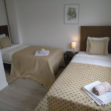 Apartamento Frente Al Mar Playa De Coroso Ribeira Luaran gambar