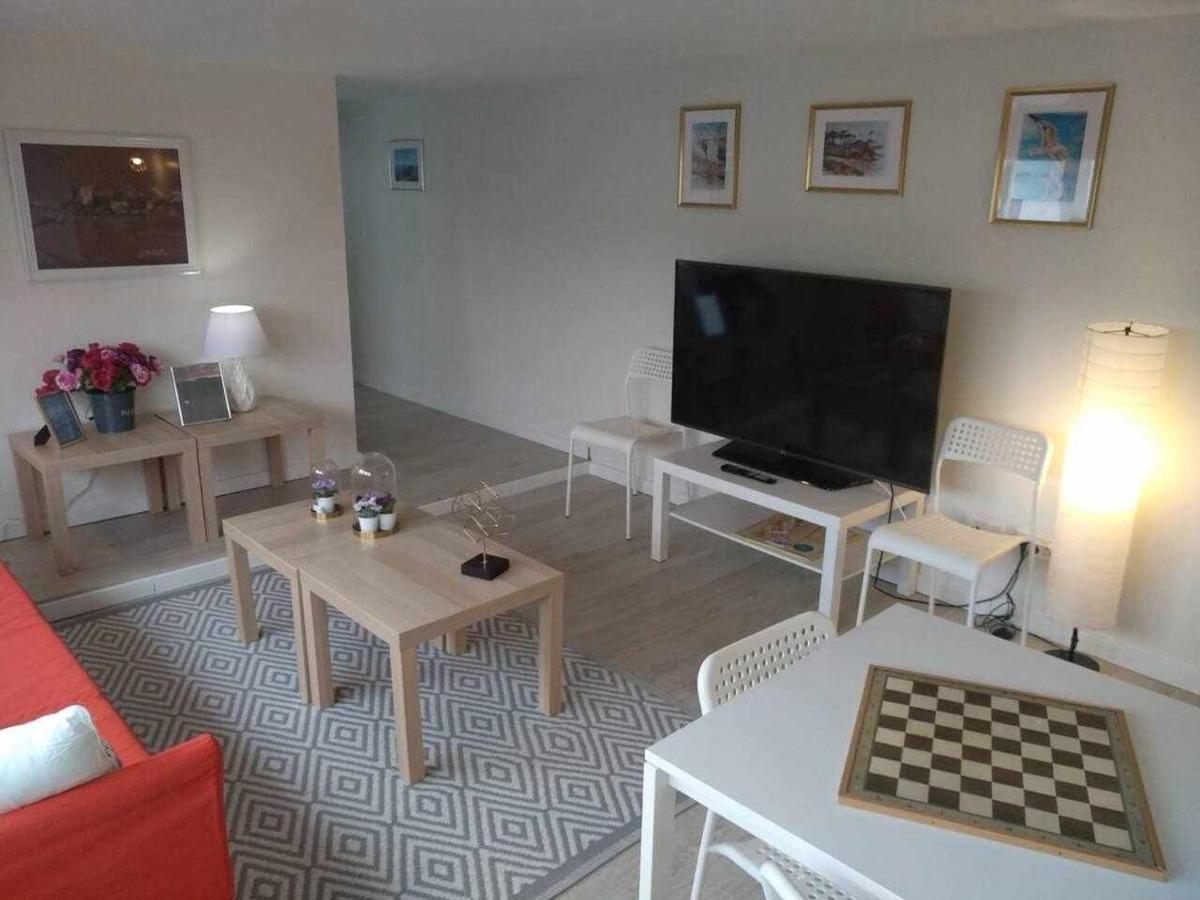 Apartamento Frente Al Mar Playa De Coroso Ribeira Luaran gambar