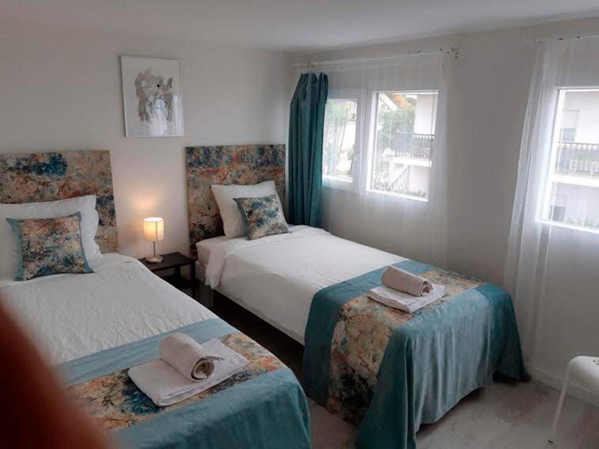 Apartamento Frente Al Mar Playa De Coroso Ribeira Luaran gambar